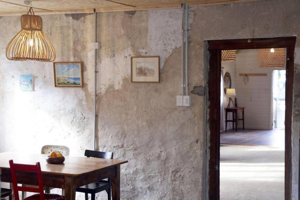 The Book Shop Apartment *